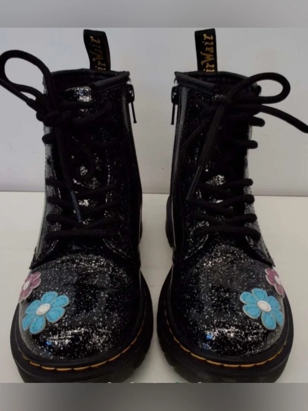 Dr. Martens 1460 Cosmic Glitter Flower Appliqué Boots Kids Black Glitter Lace-Up